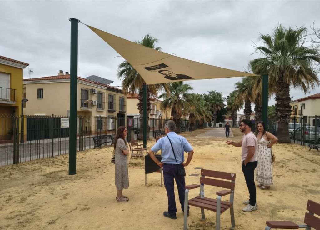 Gelves ampliará las zonas de sombra del Parque Municipal de la Prensa con la colaboración del proyecto comunitario ‘Gelves Teje’