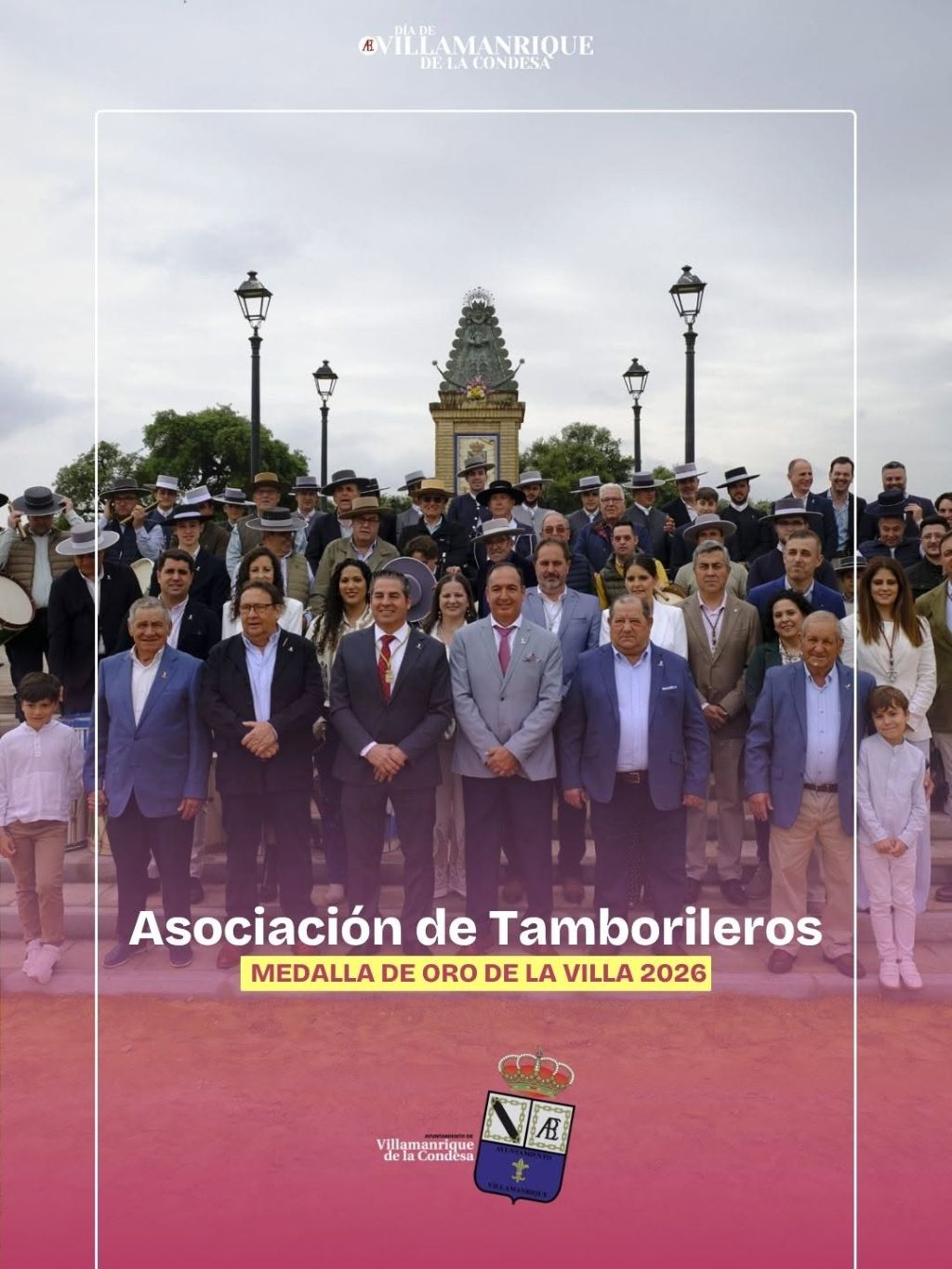 La Asociación de Tamborileros 'Curro el de Villamanrique' recibe la Medalla de Oro de la Villa 2026