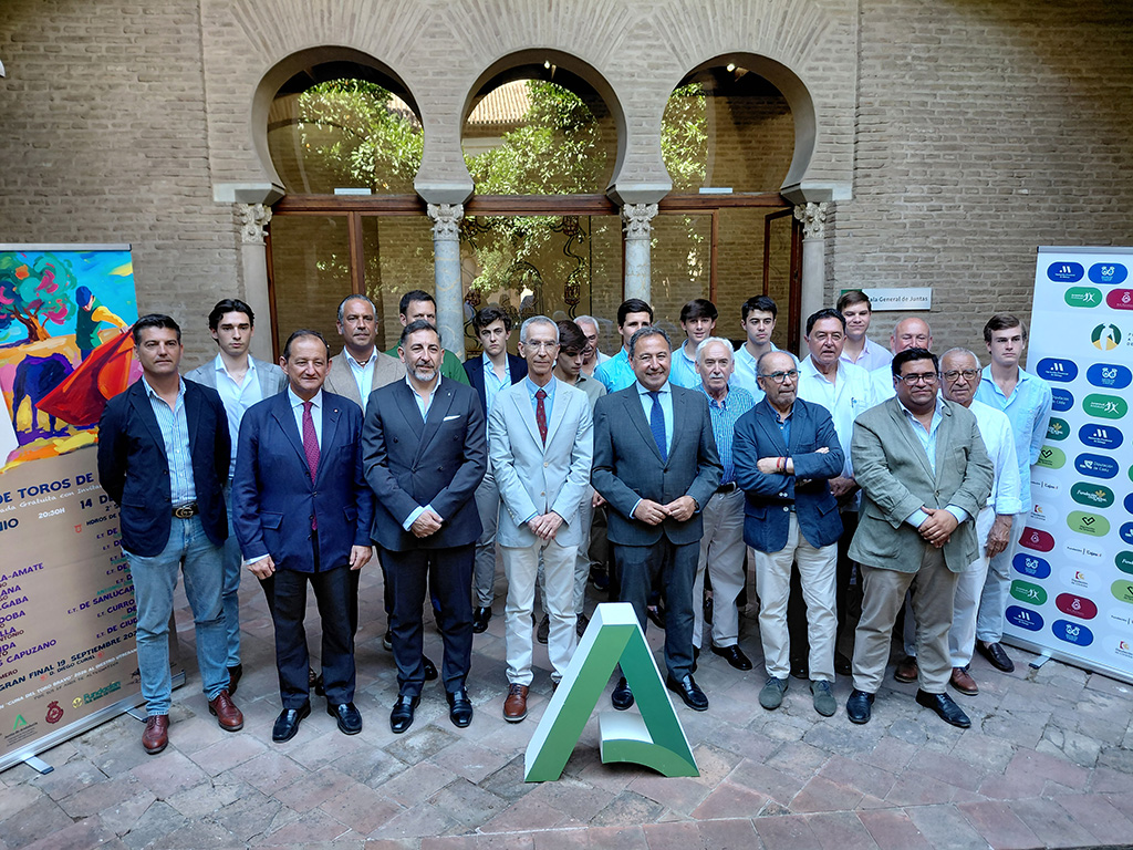 Presentado el VI Certamen de Tentaderos ‘Cuna del Toro Bravo’ Utrera 2026 donde Luis Vilches será galardonado