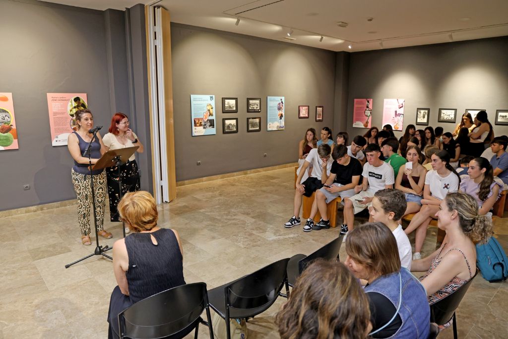 La Rinconada recupera la memoria local a través de la exposición colaborativa 