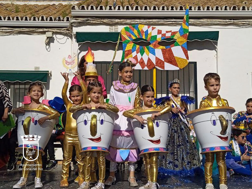 Coria del Río revive la magia del Carnaval con un desfile lleno de alegría y color