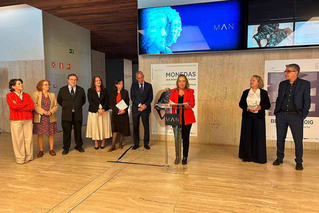 El Museo Arqueológico Nacional dedica una muestra al Tesoro de Tomares, el mayor conjunto de monedas romanas descubierto en España